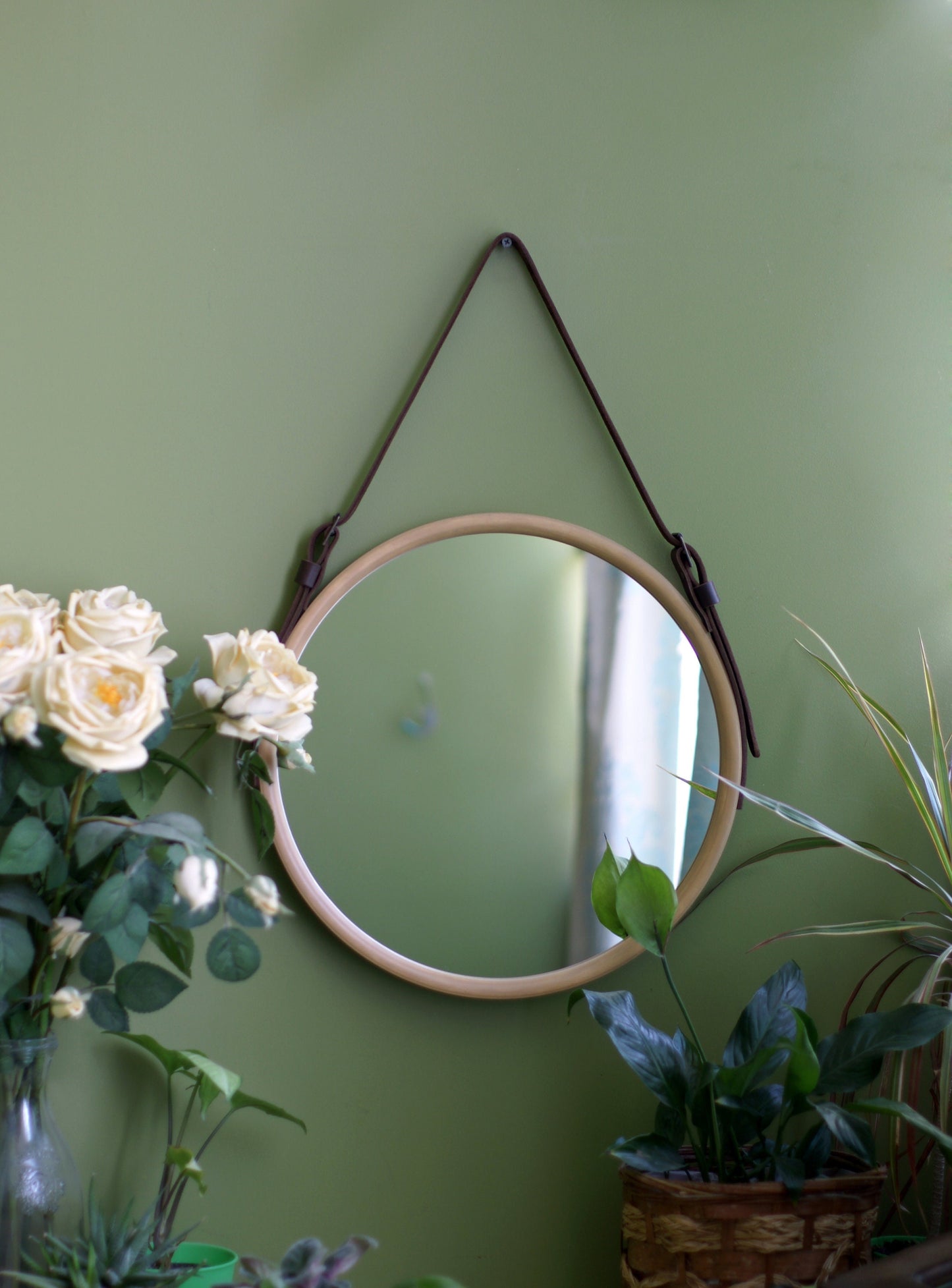 Round vanity mirror, Brown farmhouse mirror, Wood mirror, Modern mirror, Bathroom mirror, Leather mirror, Modern Wall Mirror, Hanging Mirror